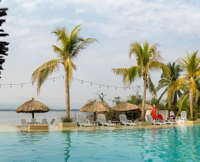 Hotel Rojo Manglar