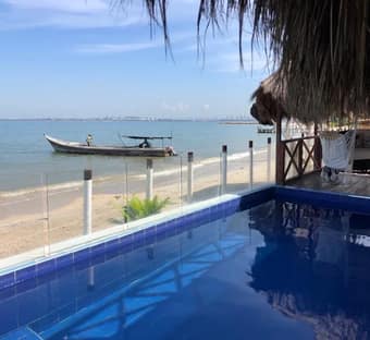 Margaritas Beach Club