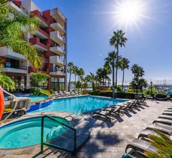 Hotel Coral & Marina