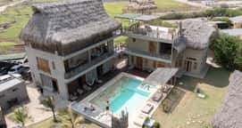 Casa Mambo Salinas