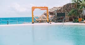 Lagoon Beach Club