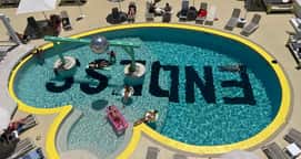 ENDLSS Beach & Disco Hotel