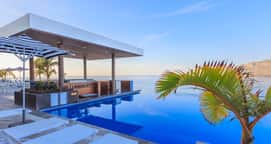 Courtyard by Marriott Mazatlán Beach Resort