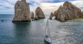 Explora el paraíso a bordo del SYNERGY