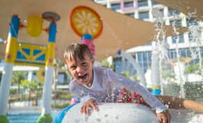 Hotel Centara Mirage Beach Resort Dubai con day pass