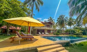 Hotel Hotel, Restaurante & Bar Chiniu– Palomino con day pass