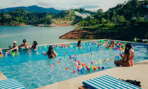 Hotel Viajero Guatapé Hostel & Lake Club con day pass