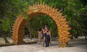 Hotel Corona Island con day pass