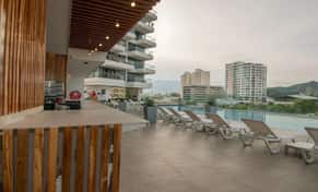 Hotel AC Hotel by Marriott Santa Marta con day pass