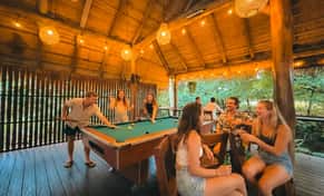 Hotel Viajero La Fortuna Hostel con day pass