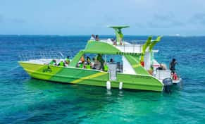 Hotel Tour Triple AAAdventure Buggys, Zip Line y Catamaran con day pass