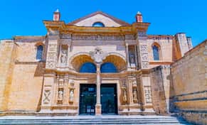 Hotel Santo Domingo City Tour con day pass
