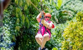 Hotel Ziplines and Monkeyland Combo con day pass