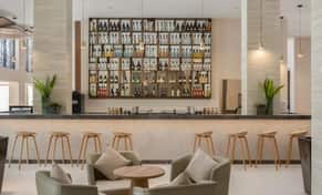 Hotel Serenade All Suites, Adults Only Resort con day pass