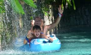 Hotel Tour Splash of Emotions con day pass