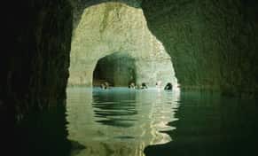 Hotel Sacred River con day pass