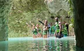 Hotel Sacred River con day pass