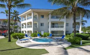 Hotel Viva Tangerine by Wyndham con day pass