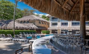 Hotel TRIBE RESORTS con day pass