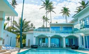 Hotel Peninsula Esmeralda Luxury Hotel & Villas con day pass
