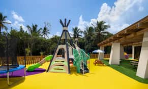 Hotel Secrets Playa Esmeralda Resort & Spa con day pass