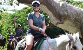Hotel Tour de Polaris y Caballo con day pass