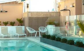Hotel La Catorce Sky Bar con day pass