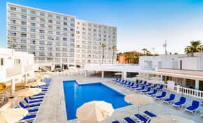 Hotel Globales Condes de Alcudia con day pass