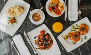 Hotel Nivia Born Boutique Hotel con day pass