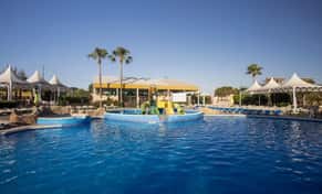 Hotel Magic Robin Hood con day pass