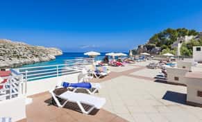Hotel Globales Simar con day pass