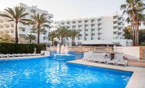 Hotel Globales Maioris con day pass