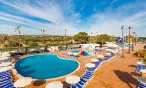 Hotel Globales BOUGANVILLA con day pass
