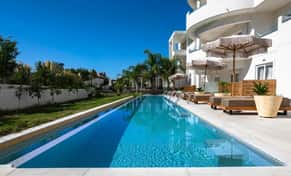 Hotel Evita Bay con day pass