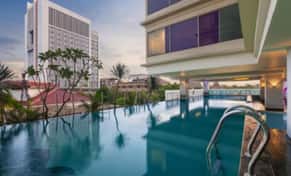 Hotel Quest Hotel Darmo Surabaya con day pass