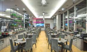 Hotel Quest Hotel Darmo Surabaya con day pass