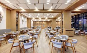 Hotel Harper Kupang con day pass