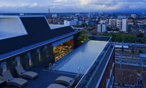 Hotel Royal Malioboro by Aston con day pass