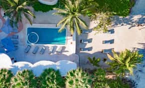 Hotel DK House Boutique con day pass