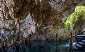Hotel Cenotes Zapote Prehistóric Park con day pass