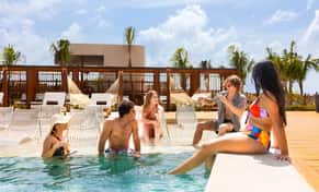 Hotel Hyatt Vivid Grand Island con day pass