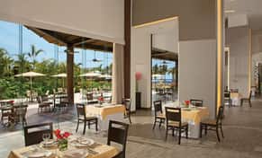 Hotel Dreams Vallarta Bay con day pass
