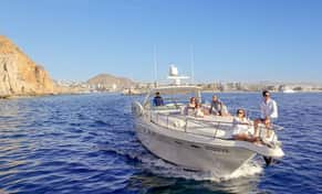 Hotel Navega con estilo y confort a bordo del PRO con day pass