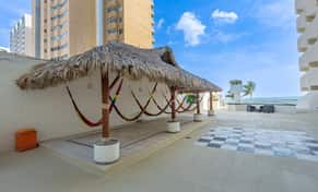 Hotel Copacabana Beach Hotel Acapulco con day pass