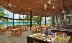 Hotel Krystal Grand Cancún con day pass