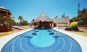 Hotel All Ritmo Cancún Resort & Waterpark con day pass