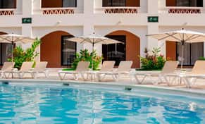 Hotel Plaza Pelicanos Club Beach Resort con day pass