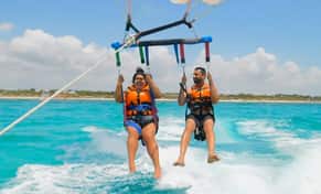 Hotel Beach Break Experiences con day pass