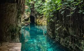 Hotel Tour Privado Hacienda y Cenotes Mucuyché con day pass