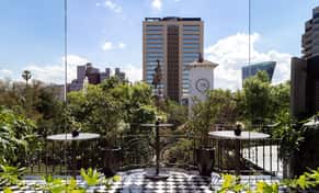 Hotel Tardeo Blanco Castelar con day pass
